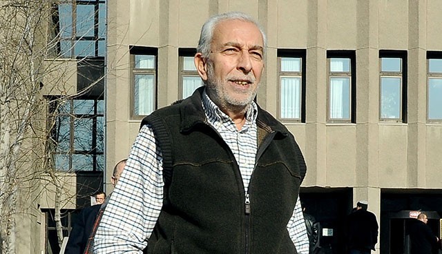 Emin Çölaşan kaza geçirdi